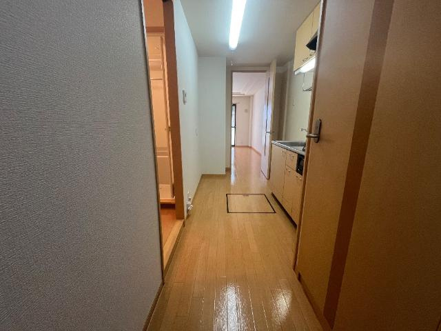 メゾン・ド・ロータスの内装|廊下