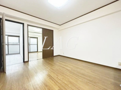 【居間・リビング】 | アーバンコートタムラ | 洋室のお部屋です。