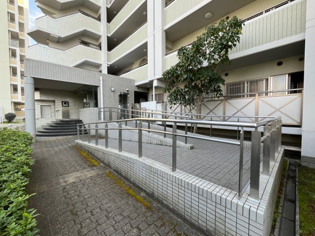 【エントランス】の画像