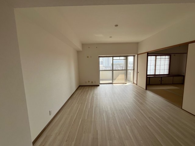 【居間・リビング】の画像