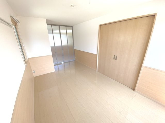 サンパティーク　B館の洋室|引分け戸閉めた雰囲気☆彡