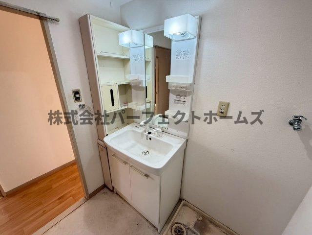 DKHマキノの独立洗面台|朝の身支度には欠かせない独立洗面化粧台