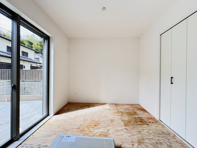 市川市下貝塚３丁目新築戸建【宮久保小学校：9分】の和室|4.5帖和室