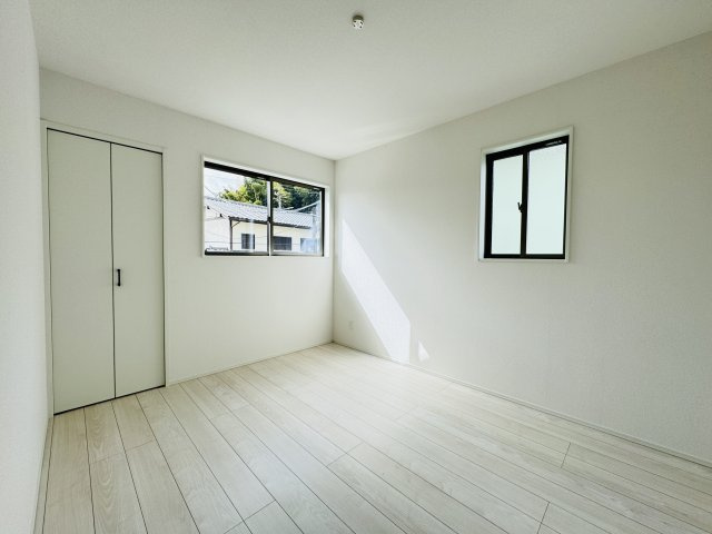 市川市下貝塚３丁目新築戸建【宮久保小学校：9分】の子供部屋|6帖洋室