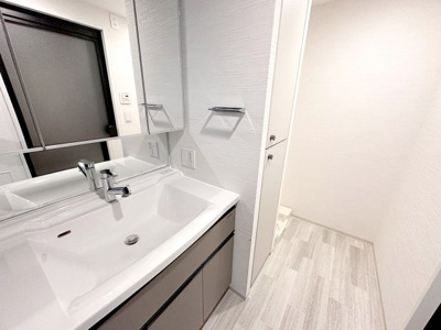 【独立洗面台】 | エステムコートパークウイングス | 消臭･抗菌･防汚･防カビに優れたセフィール全室施工
