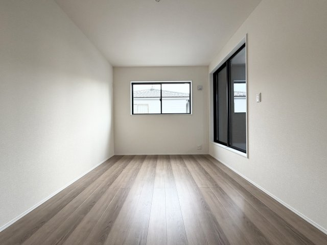【寝室】 | リーブルガーデン南区並木町第2 (全2棟)
