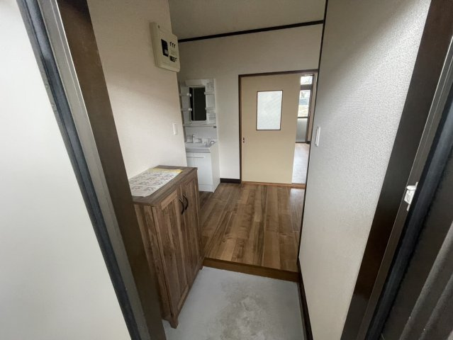 ミースロワイヤルの玄関