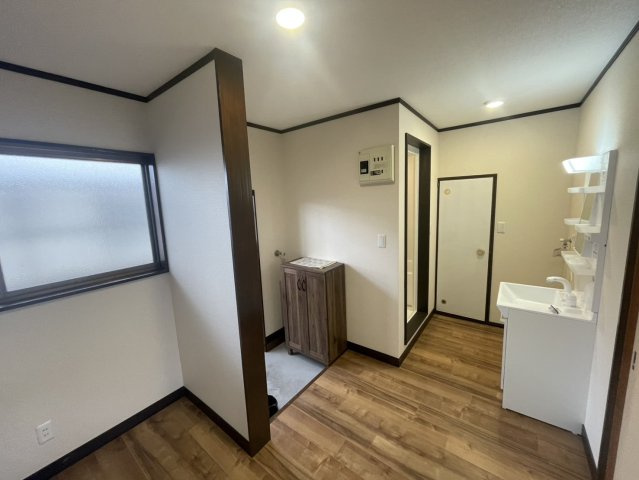 ミースロワイヤルのその他