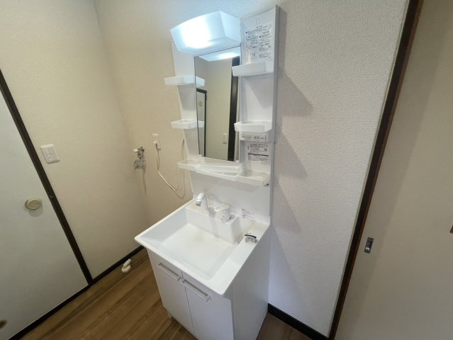 ミースロワイヤルの独立洗面台