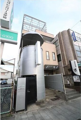 クレセント新瑞の外観