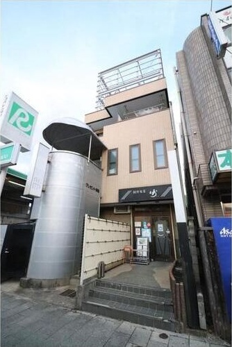 クレセント新瑞の外観
