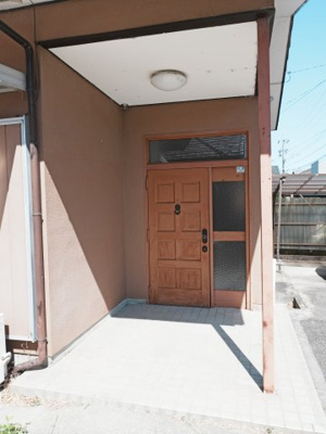 【玄関】 | 員弁郡東員町笹尾西１丁目