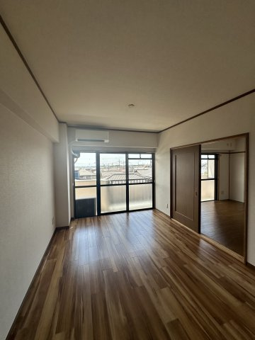 ベルドミール平戸橋1番館の居間・リビング