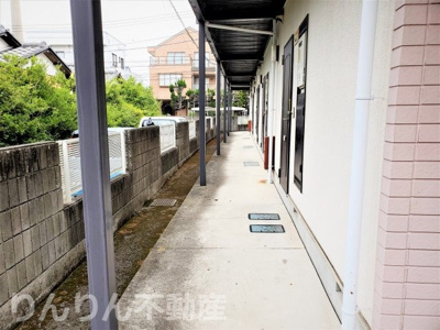 【ロビー】 | レジデンスイマイ | 落ち着いたロビーです