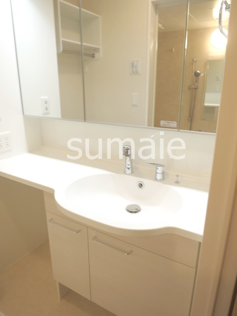 ヴェルドミールカシマⅡの洗面所|独立洗面台です。