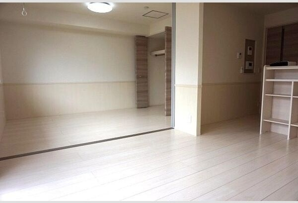 M・fiftyの居間・リビング