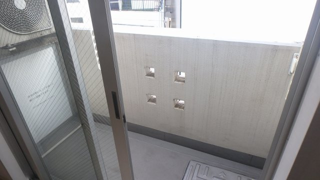 モトパーク御茶ノ水のバルコニー
