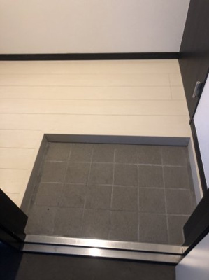 【玄関】 | プレシア千葉中央