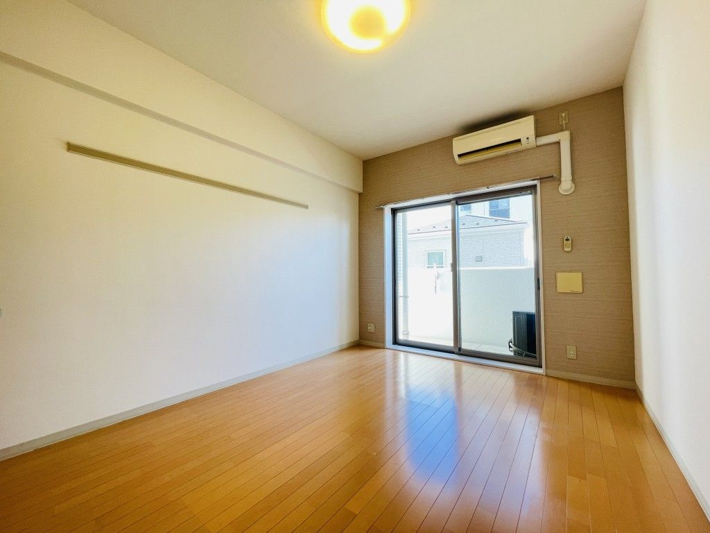 レインボー本牧の居間・リビング