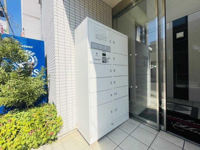 レインボー本牧のエントランス