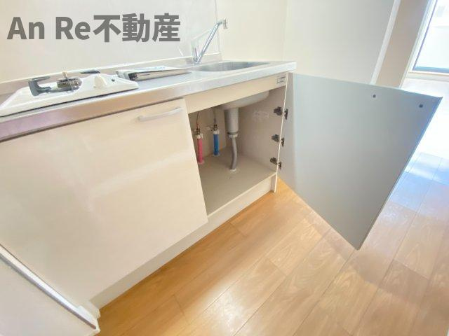 川口市戸塚東２丁目のアパートのキッチン