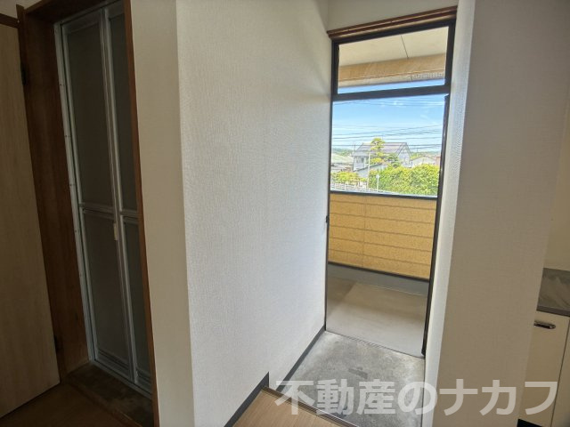 山田ハイツの玄関