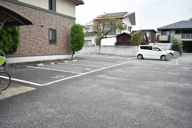 グリーンスクエア　Dの駐車場|敷地内駐車場。（要確認）