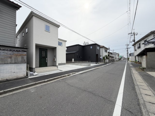 【前面道路含む現地写真】 | リーブルガーデン南区並木町第2 (全2棟)