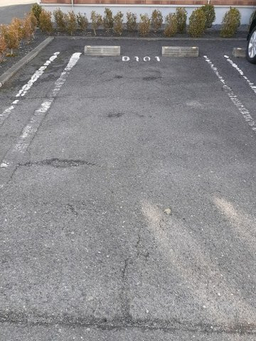 ベル・ソレイユＤの駐車場|駐車場です