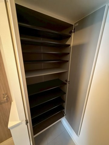 ルフォンプログレ南森町の収納
