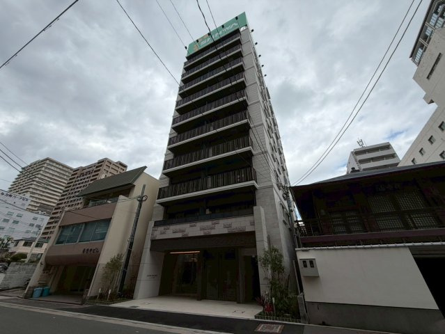 ルフォンプログレ南森町の外観