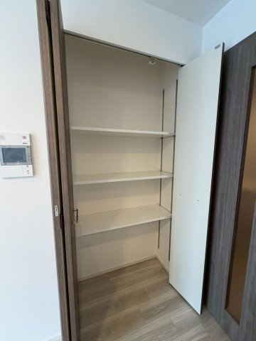ルフォンプログレ南森町の収納