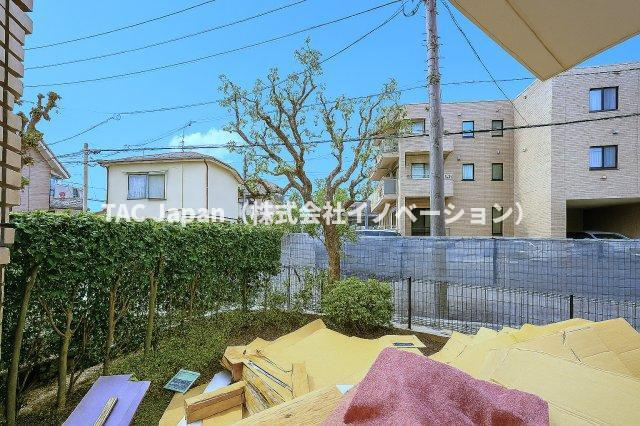 プレステージ千駄木の展望|窓越しに広がる風景が、暮らしのリズムに優しく寄り添います。空の移ろい、そよぐ風、遠くの街灯りが日常に静かな豊かさと安らぎをもたらしてくれます。