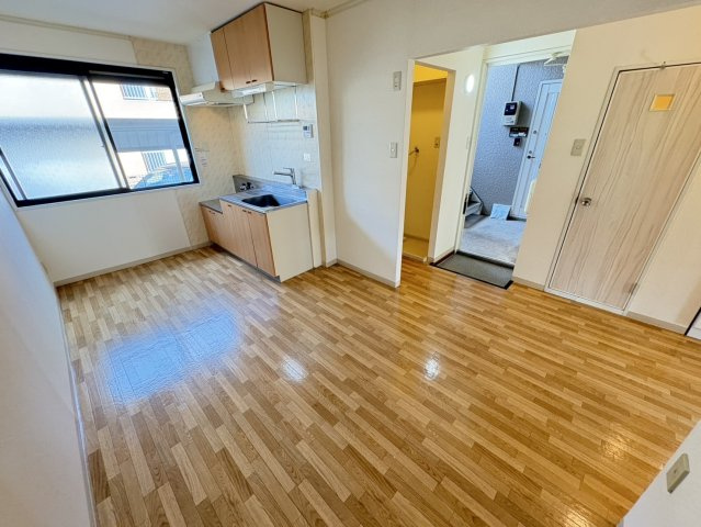 サンフェア南八幡の居間・リビング