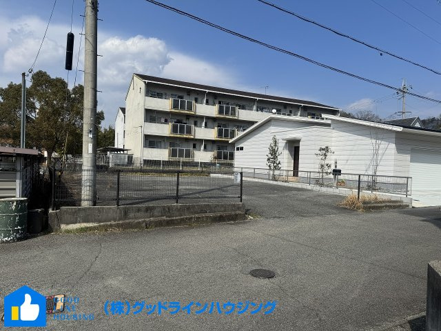 リーブルガーデン西高室2期の前面道路含む現地写真