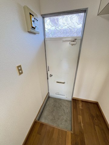 【玄関】