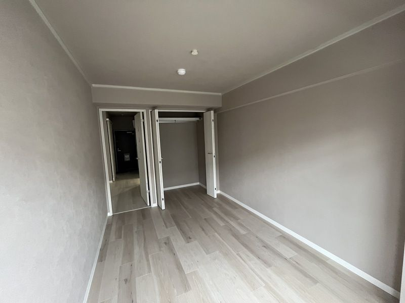 プラザサンアロー港南中央の居間・リビング