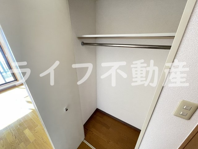 メゾン・ド・ヴィレ深江の収納|たっぷりとした収納スペースです