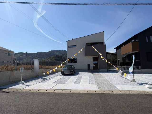 京都郡苅田町尾倉1丁目　ーサンコートーの外観|駐車場5~6台！！
【苅田町　新築一戸建て】
