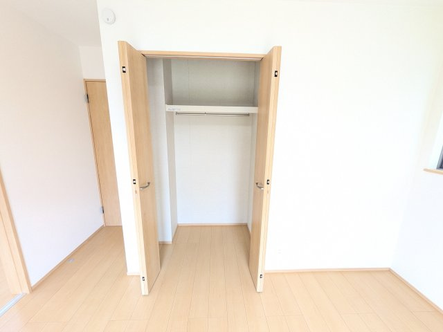 ひたちなか市足崎1474番　新築戸建て　A号棟の収納