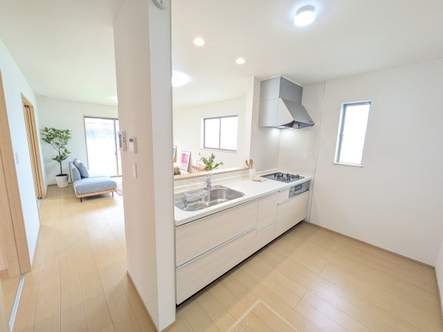 ひたちなか市足崎1474番　新築戸建て　A号棟の居間・リビング