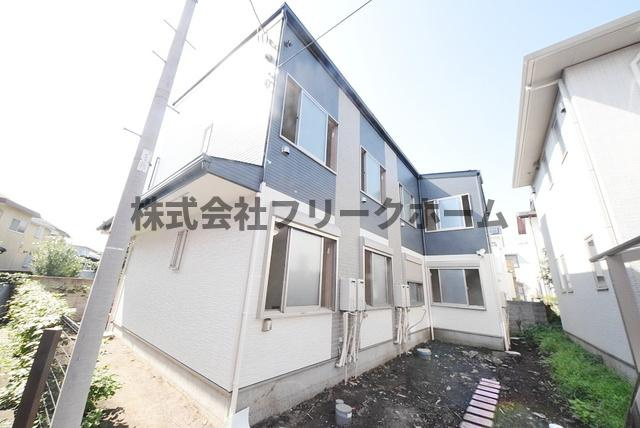 小金井市前原町３丁目のアパートの外観