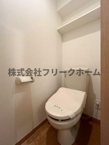 小金井市前原町３丁目のアパートのトイレ