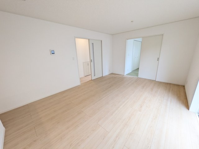 ひたちなか市平磯遠原町　第2　新築戸建て　2号棟の居間・リビング