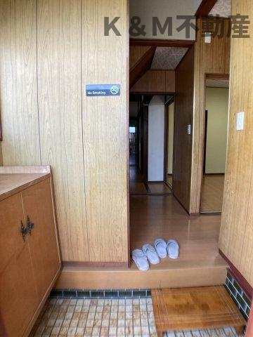 青葉台戸建ての内装|過ごしやすい室内です