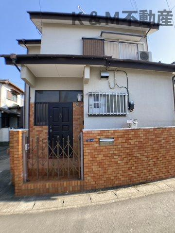 青葉台戸建ての外観|外観は落ち着いています