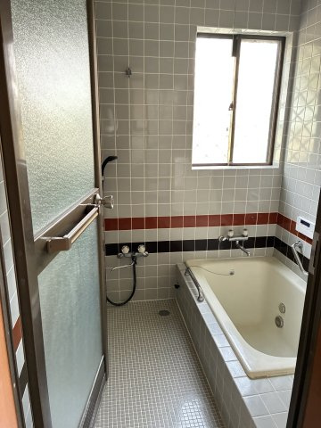 『北鴻巣駅』東口8分の4LDK+2Sの中古戸建。の浴室