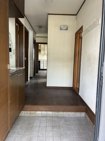 『北鴻巣駅』東口8分の4LDK+2Sの中古戸建。の玄関