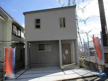 西区新庄町の前面道路含む現地写真