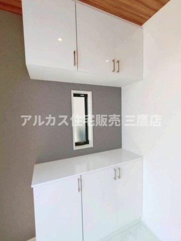 京王線 調布駅バス22分北ノ台小学校停歩4分 新築戸建 調布市深大寺北町2丁目の玄関